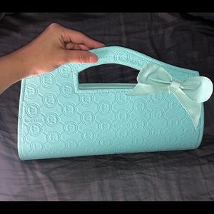 Agua clutch bag